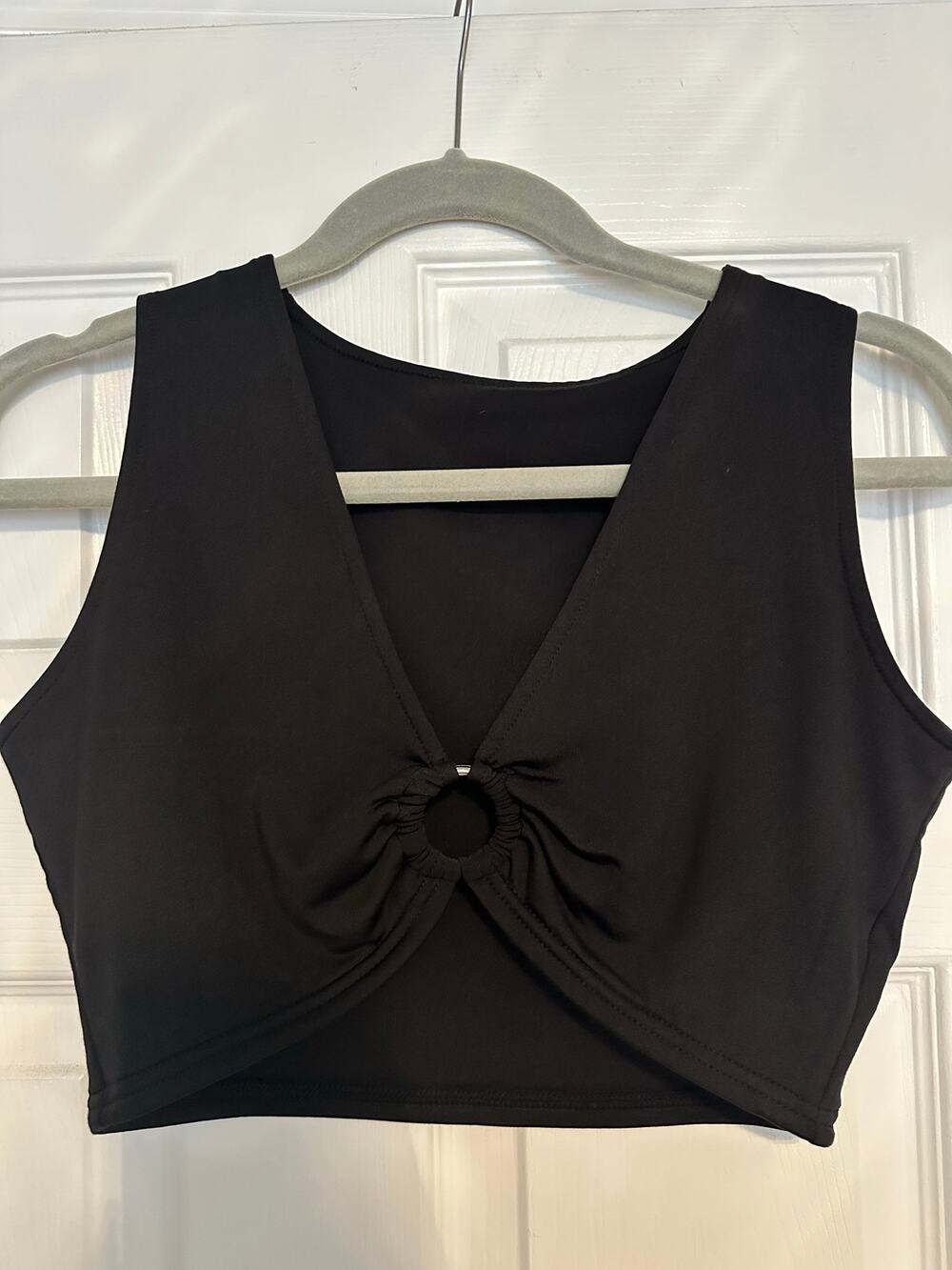 SIZE L Black Crop Tank Top